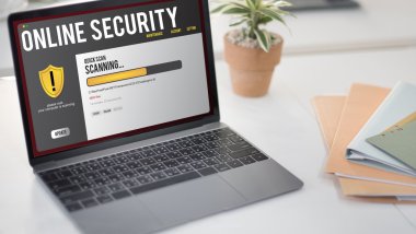 Tablo açılan laptop