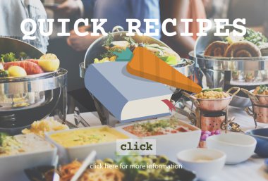 Masa çeşitli lezzetli yiyecek dolu 