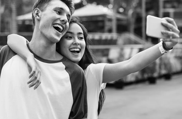 Tieners selfie te nemen — Stockfoto