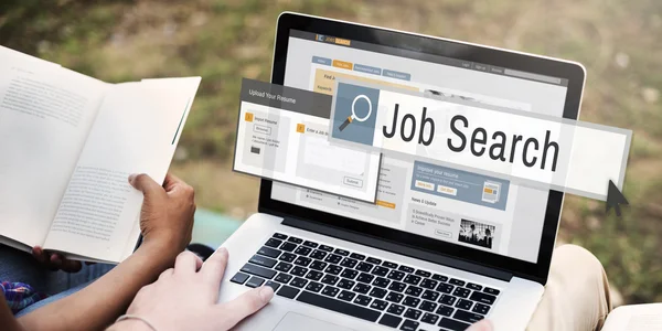 Businessman using laptop — Stock Photo, Image