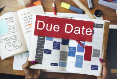 Kağıt defter kadınla