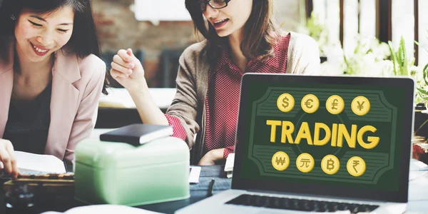 Frauen arbeiten im Homeoffice — Stockfoto