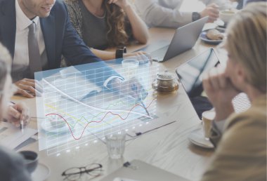 grafik hakkında tartışmaya insanlar