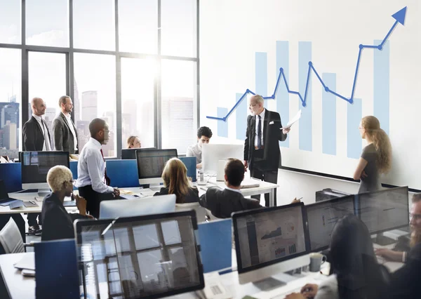 Business people working and graph — Stock Photo, Image