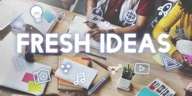 Üniversite öğrencileri birlikte