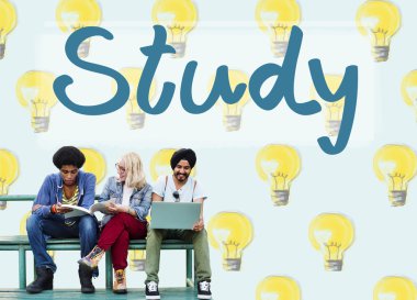 birlikte okuyan insanlar