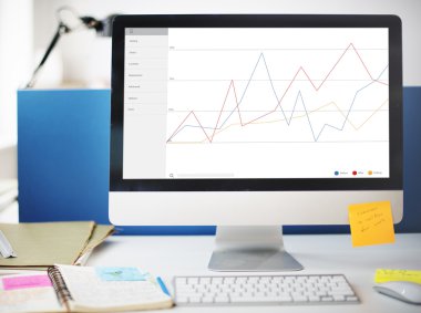 bilgisayar monitöründe çalışma alanı tablosu