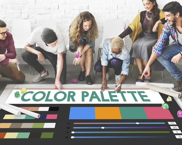 Kattaki insanlar çizim afiş