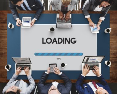 Ofiste çalışan iş adamları