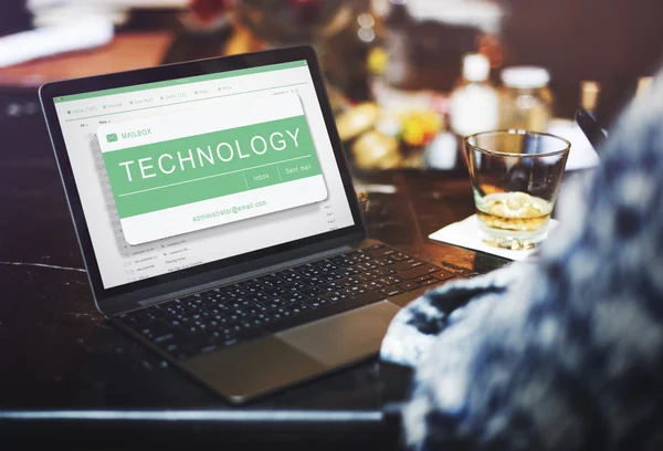 Man in cafe working with computer — Stock Photo, Image