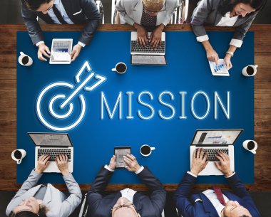 Ofiste çalışan iş adamları