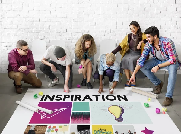 People drawing banner on floor — Stock Photo, Image