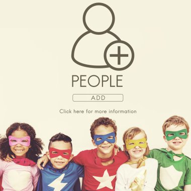 Çocuk farklı süper kahraman kostümleri