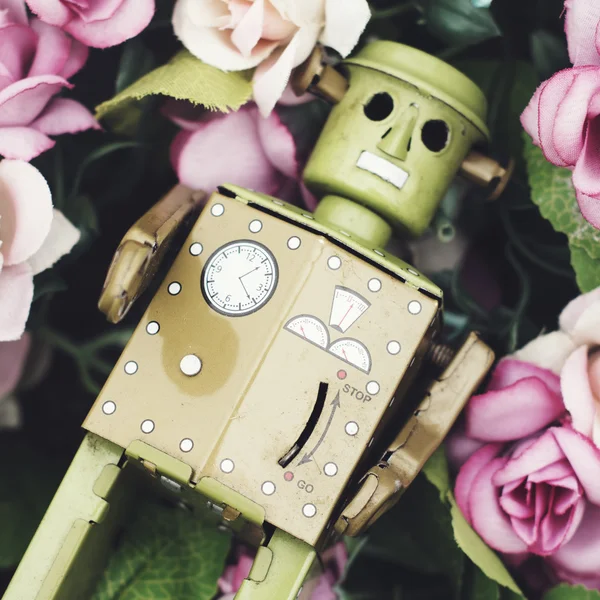 Yeşil oyuncak robot — Stok fotoğraf