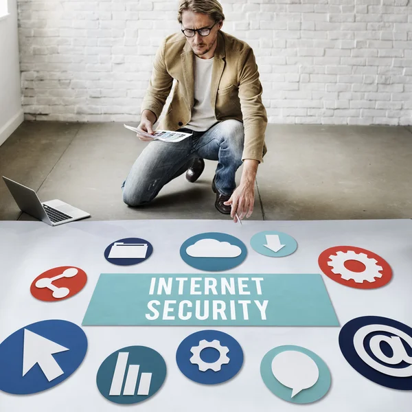 Businessman working with Internet Security — Stock Photo, Image