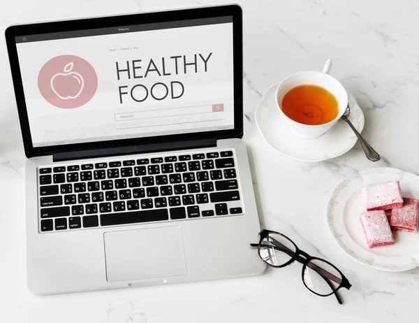 Ordenador y Health Wellness Concept —  Fotos de Stock