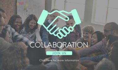 Neşeli takım eller katılın