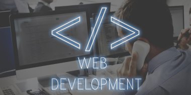 işadamı ile web geliştirme bilgisayarda çalışma