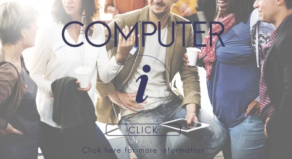 Menschen in Kaffeepause und Computer — Stockfoto