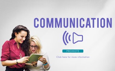 Kızlar dijital tablet kullanma