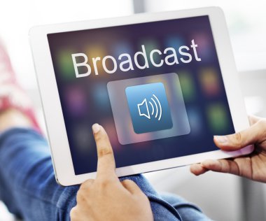 Dijital tablet ellerinde