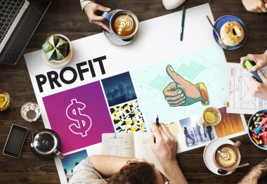 Ofiste çalışan iş adamları