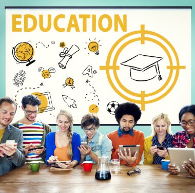 Dijital aygıtlar kullanan insanlar