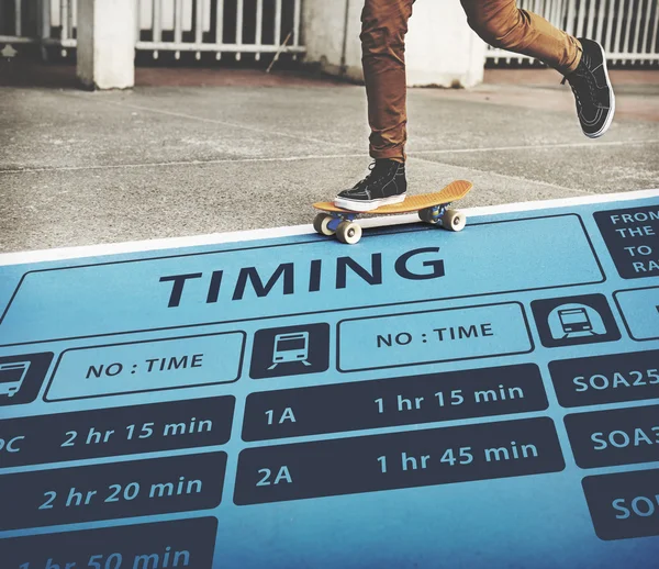 Man rijden op skateboard — Stockfoto