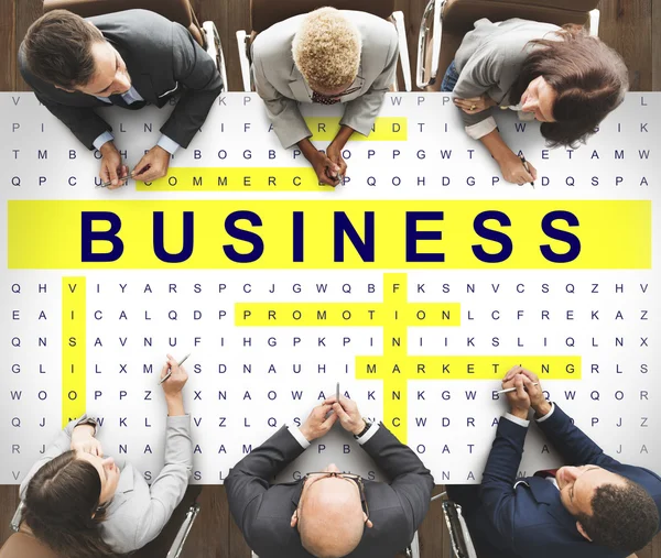 Pessoas de negócios no escritório — Fotografia de Stock