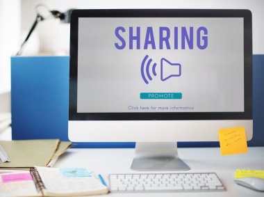 bilgisayar monitöründe çalışma alanı tablosu