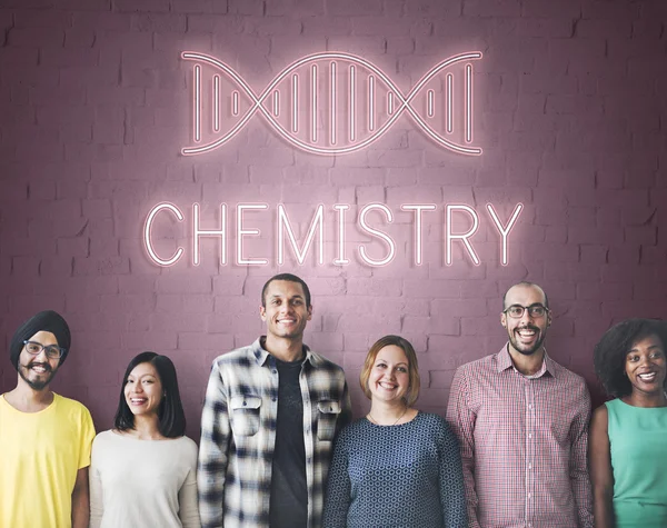 化学と多様性人 — ストック写真