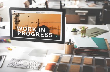 bilgisayar monitöründe tablo