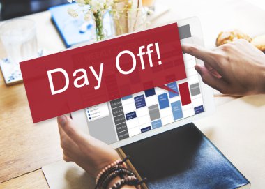 kadın holding tablet