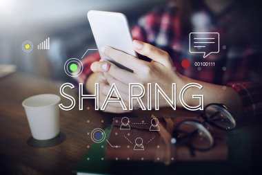 Akıllı telefon olan kişi