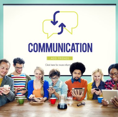 Dijital aygıtlar kullanan insanlar