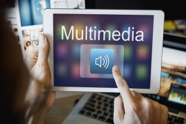 Dijital tablet dokunmadan adam 