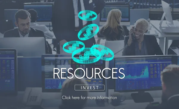 働くビジネスマンとリソース — ストック写真