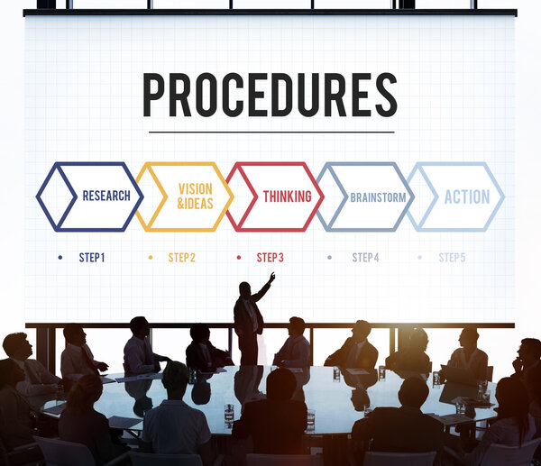 Деловые люди работают вместе
