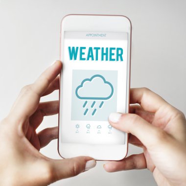 akıllı telefon tutan eller