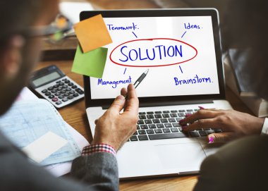 çalışma ve fikirleri tartışmak iş adamları