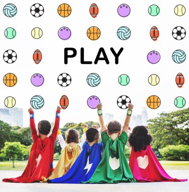 Birlikte oynayan süper kahraman çocukları