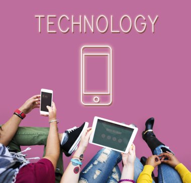 Farklı elektronik kullanan kişiler geliştirdi