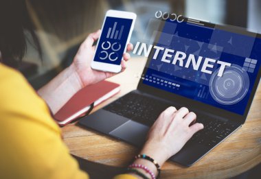 İnternet ve dijital cihazlar kavramı