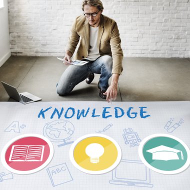 İşadamı bilgi ile çalışma