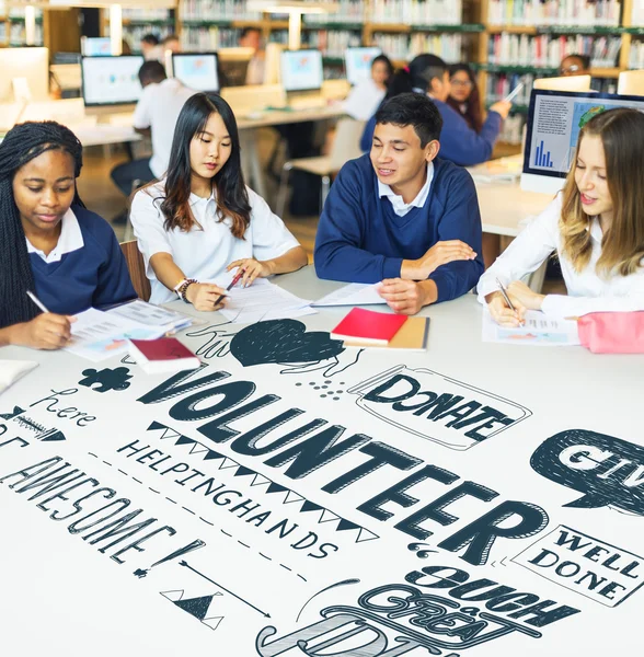 Diversity students in class — Stock Photo, Image