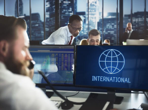 Mensen die werken en International — Stockfoto