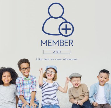 Çocuklar gülüyor ve eğlenin