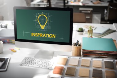 bilgisayar monitöründe tablo