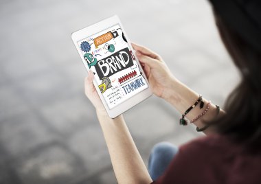 kadın tarama dijital tablet