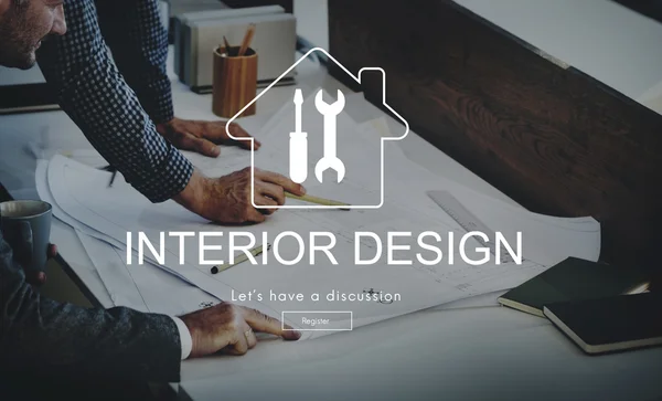 Colleghi che discutono e Interior Design — Foto Stock